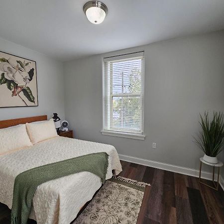 Gorgeous And Spacious Studio At The Historic Inman - 200 Champaign Kültér fotó